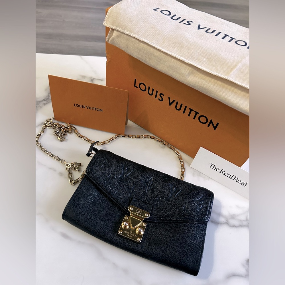 Louis Vuitton Wallet Purse on Chain